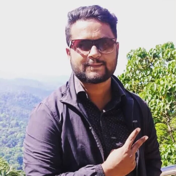 Amith G., optometrist and owner of Vision Paradise Opticals, Haveri