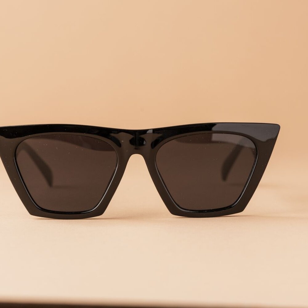 Noir Cat-Eye black sunglasses for women, Vision Paradise Opticals Haveri